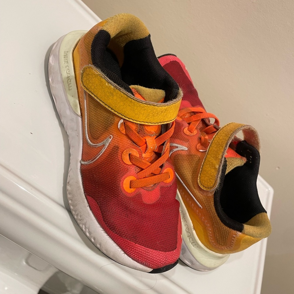 Nike Kids Renew Size 12c